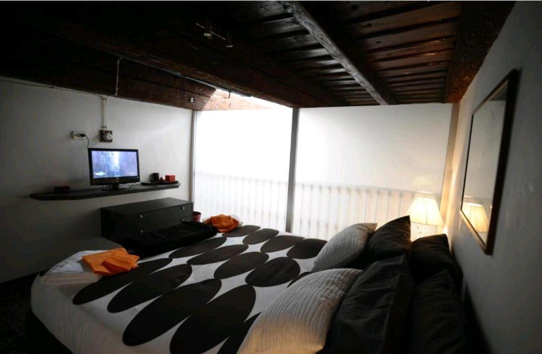 Casa Vacanza Saint Patrick Barletta Bagian luar foto