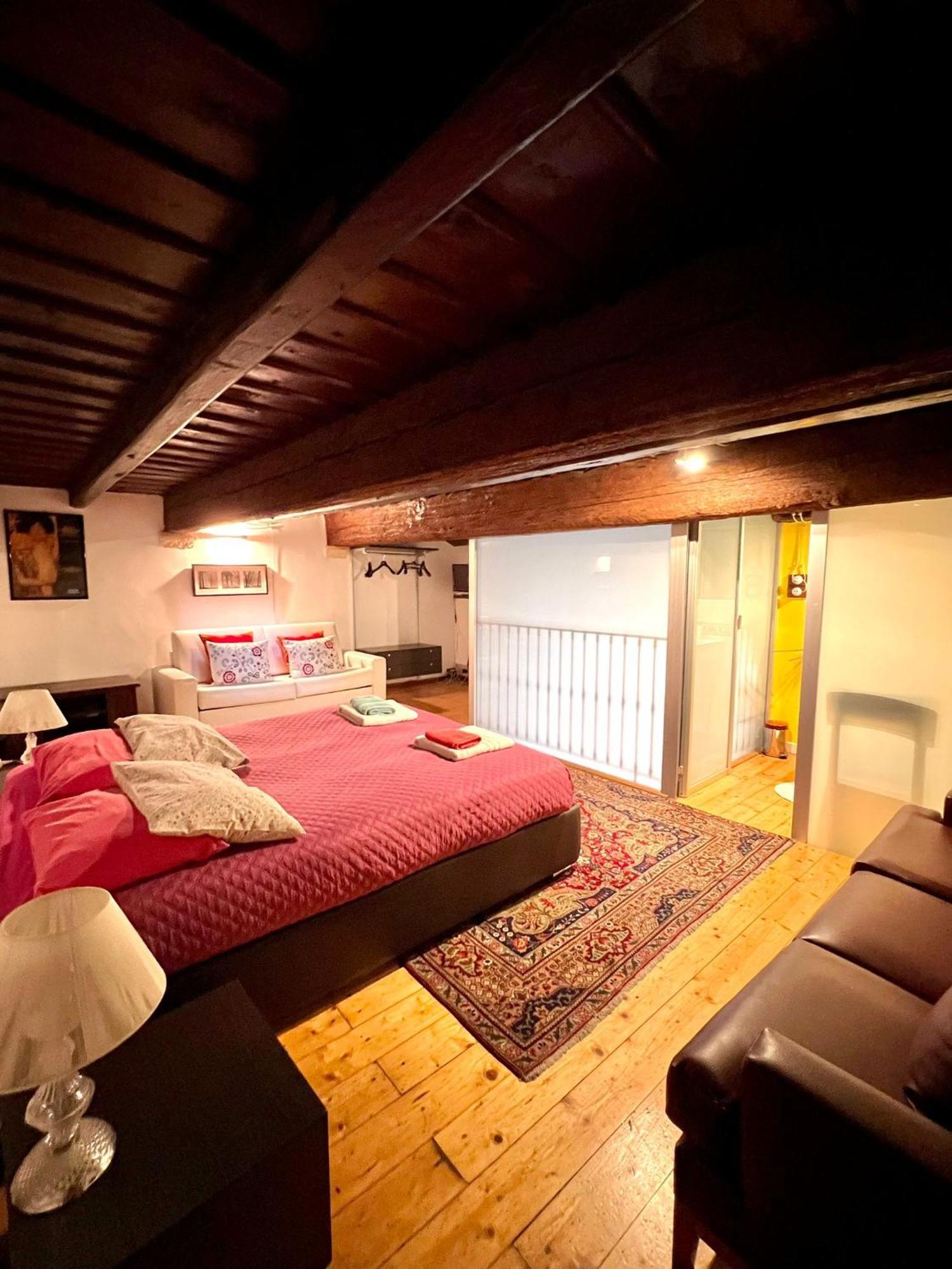 Casa Vacanza Saint Patrick Barletta Bagian luar foto